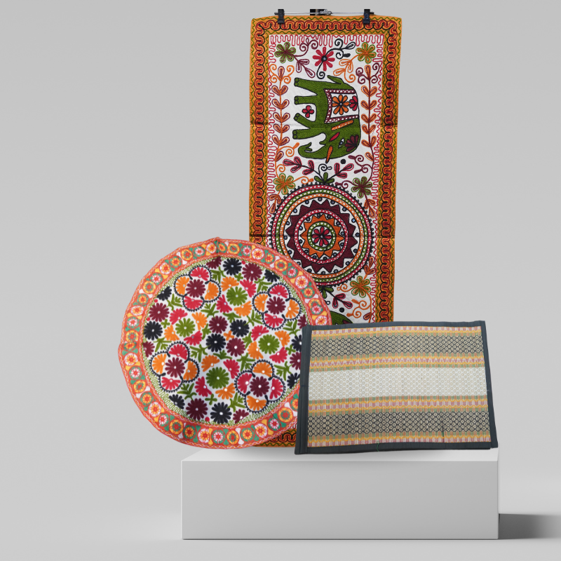 Table Cloth, Runner & Placemats