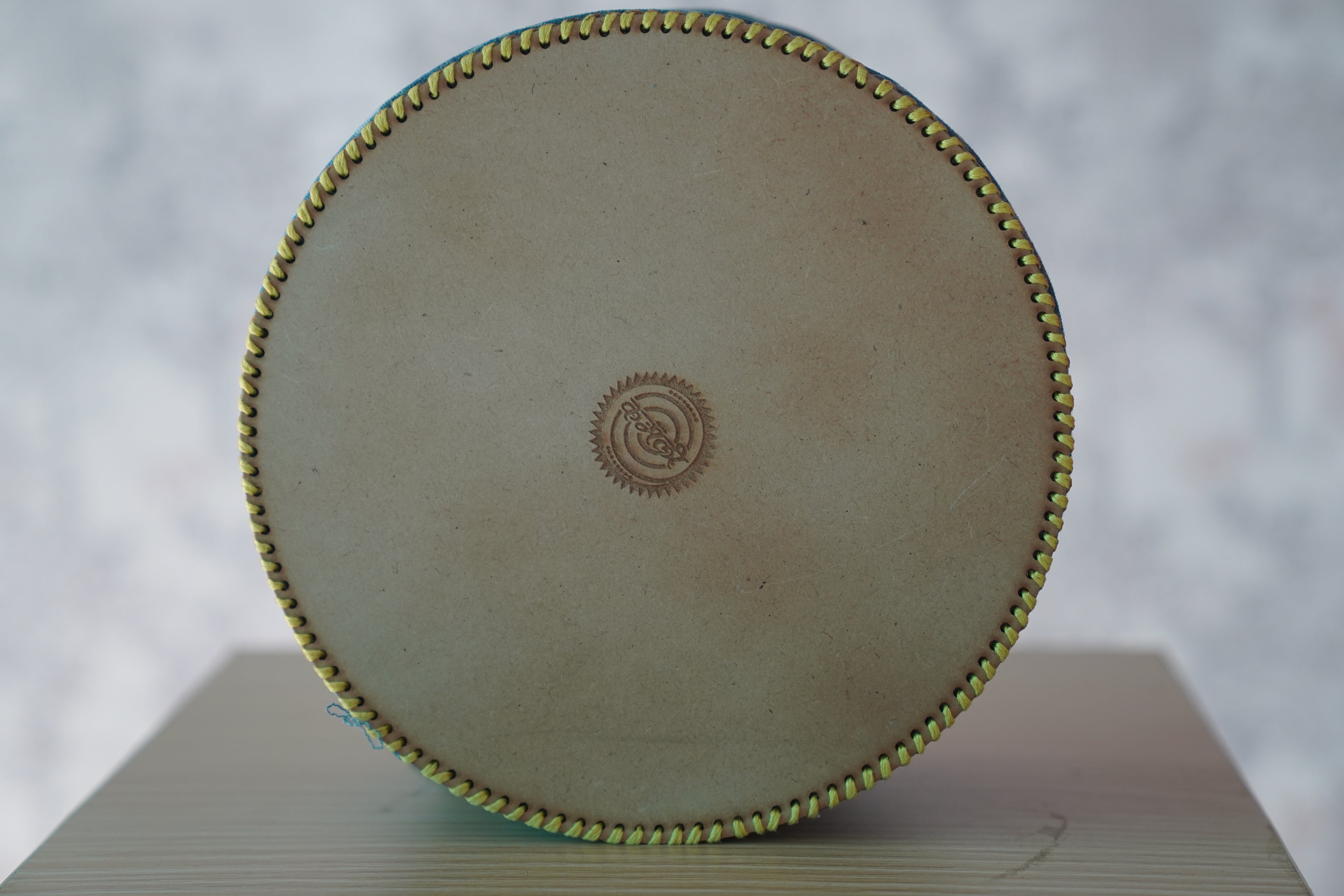 Round multiutility box blue