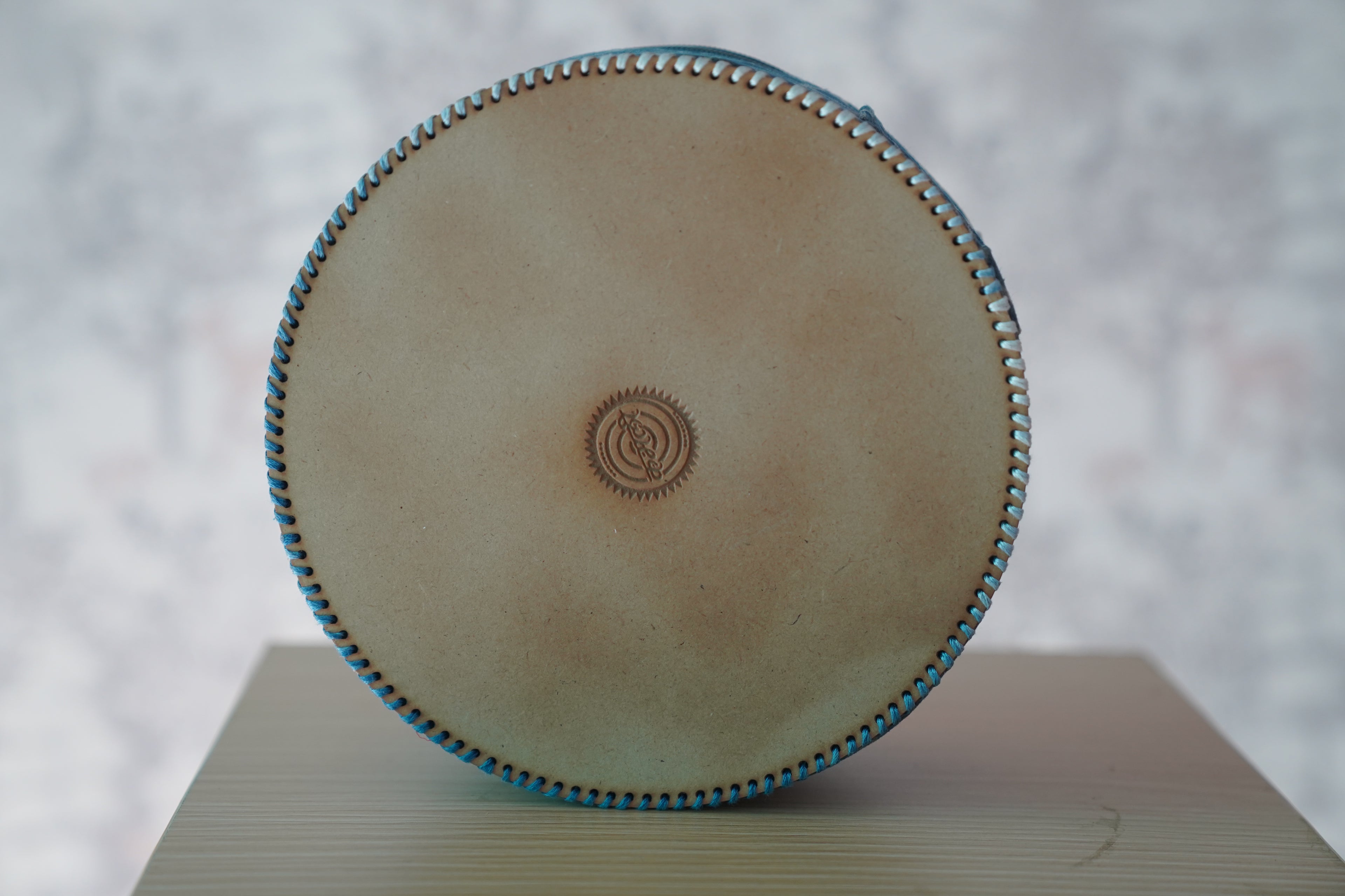 Round multiutility box-flower