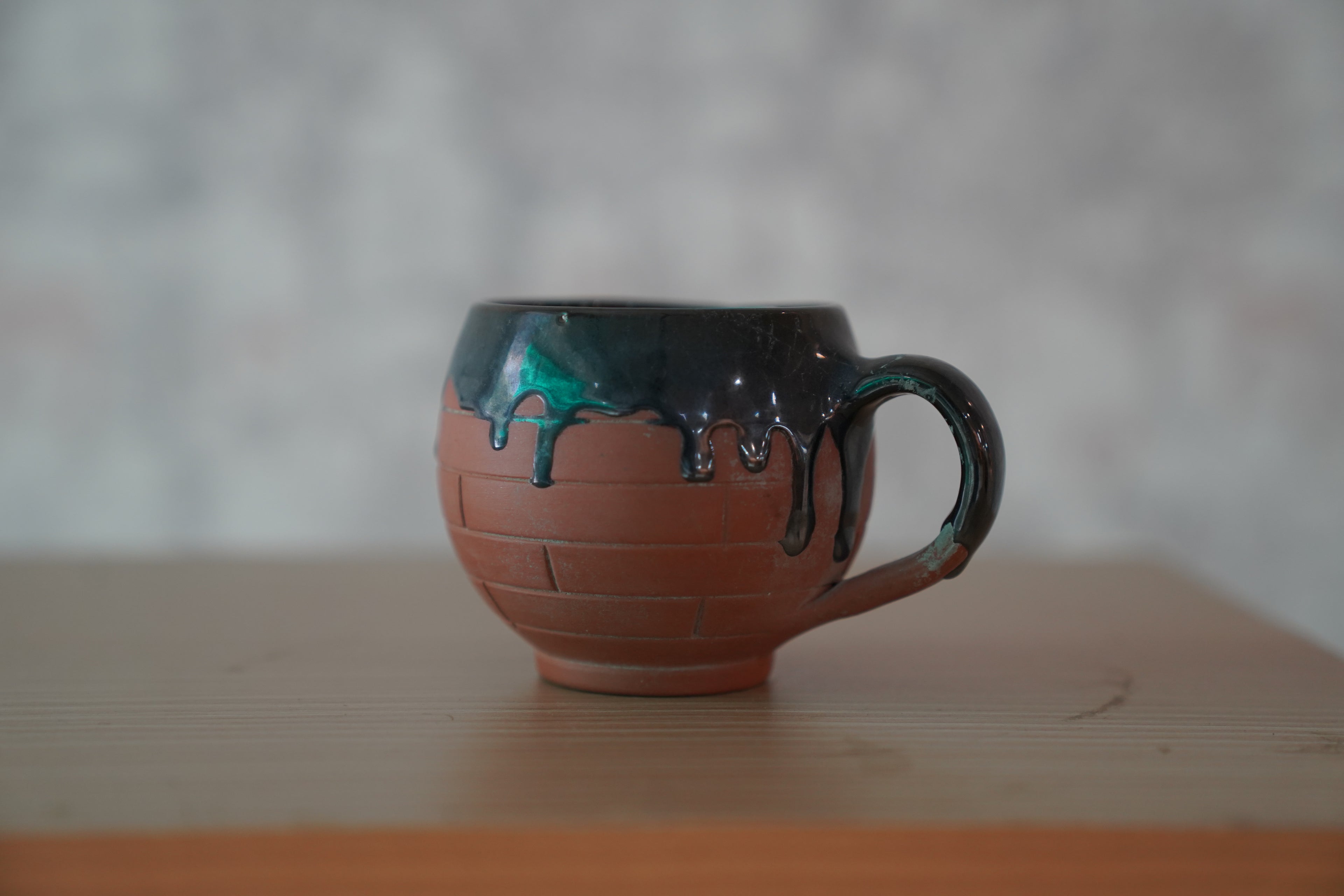 Midnight-Drip Terracotta round cups