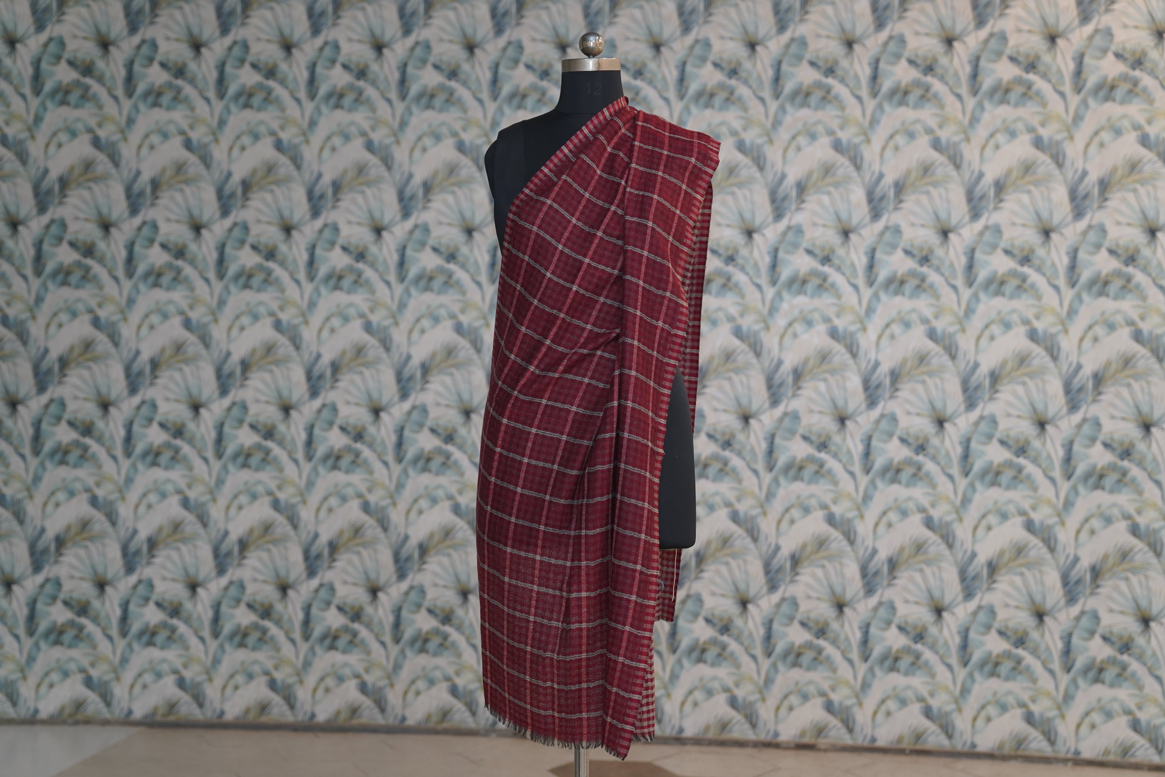 Red White check Stole