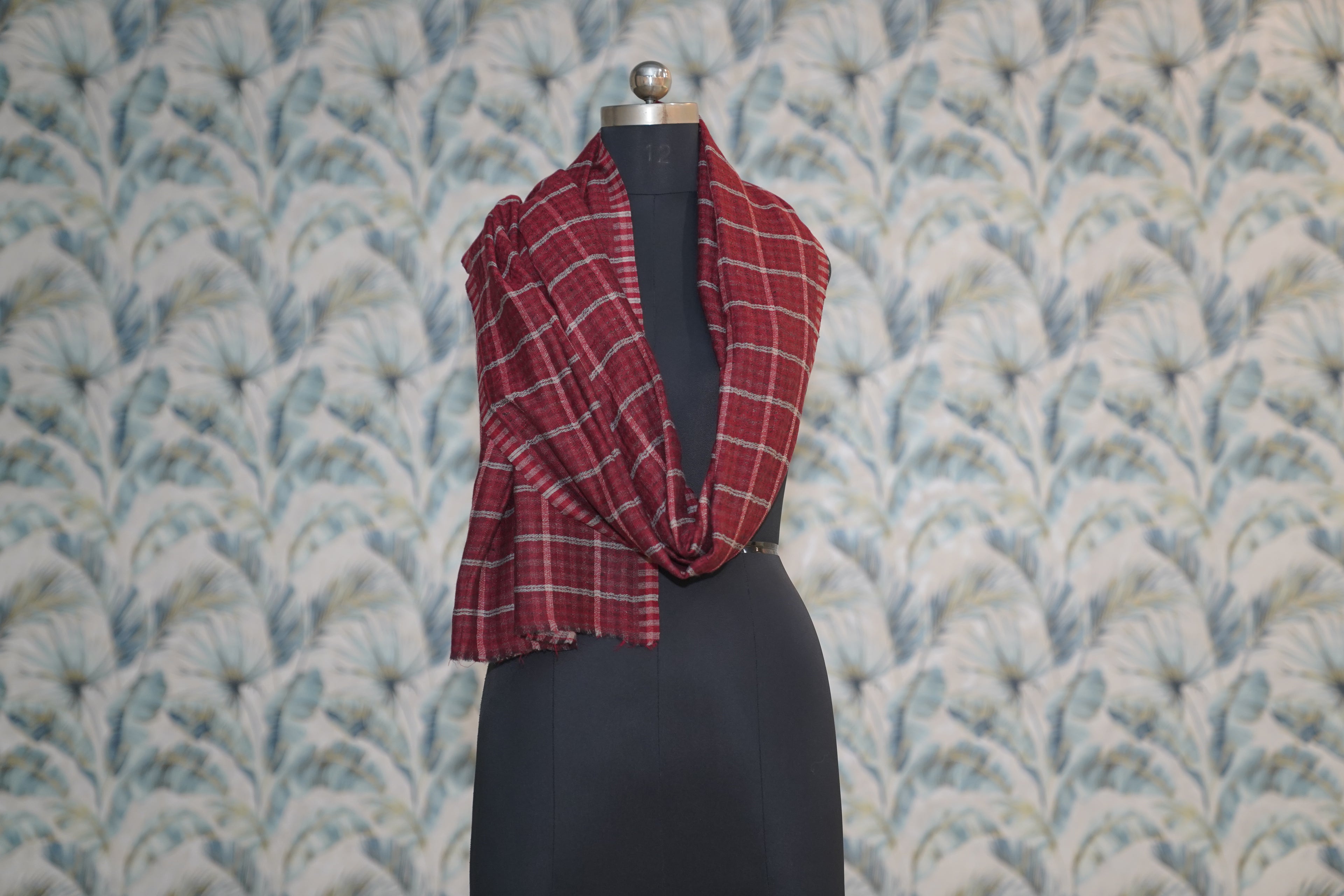 Red White check Stole