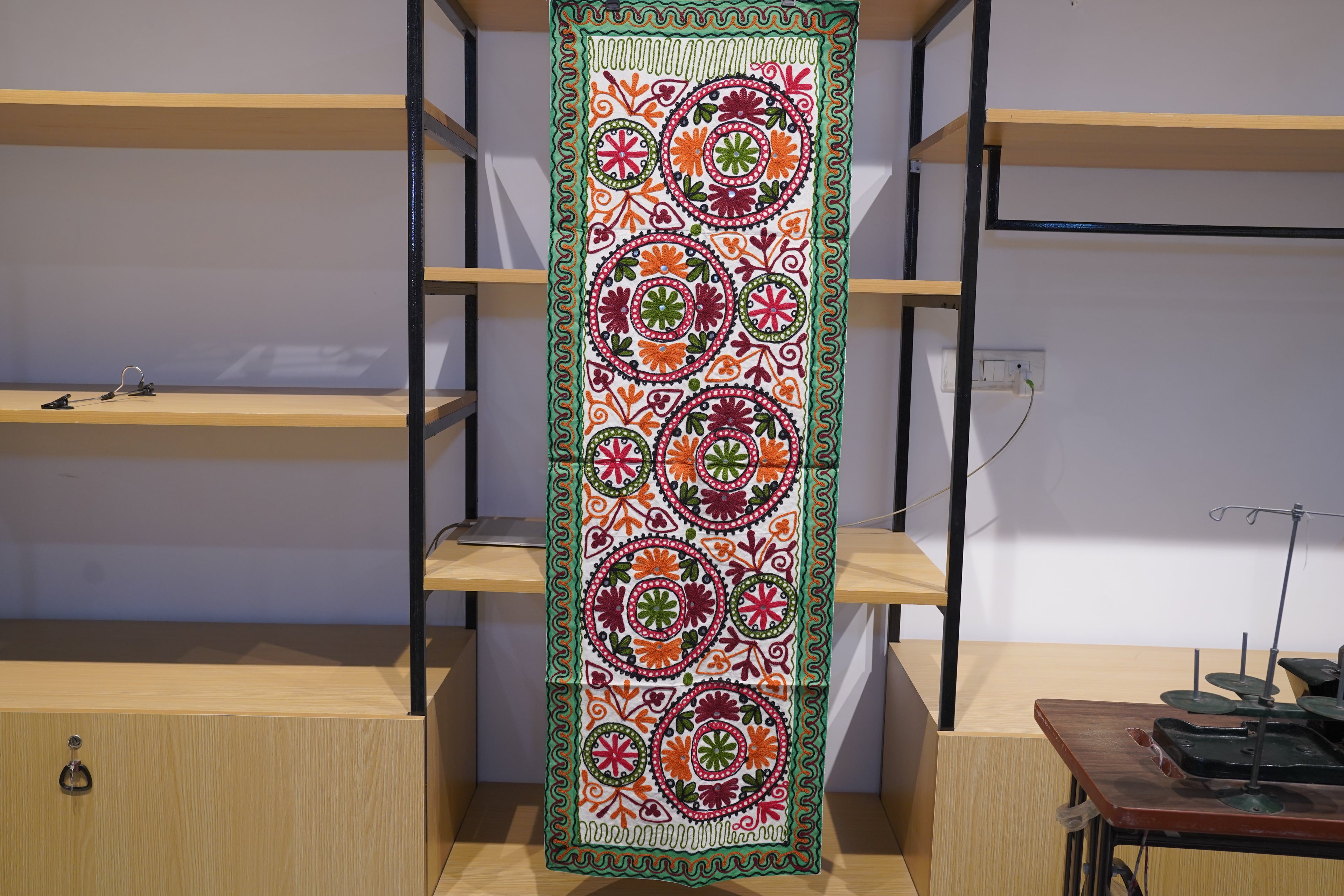 Emerald Blossom Cotton Runner