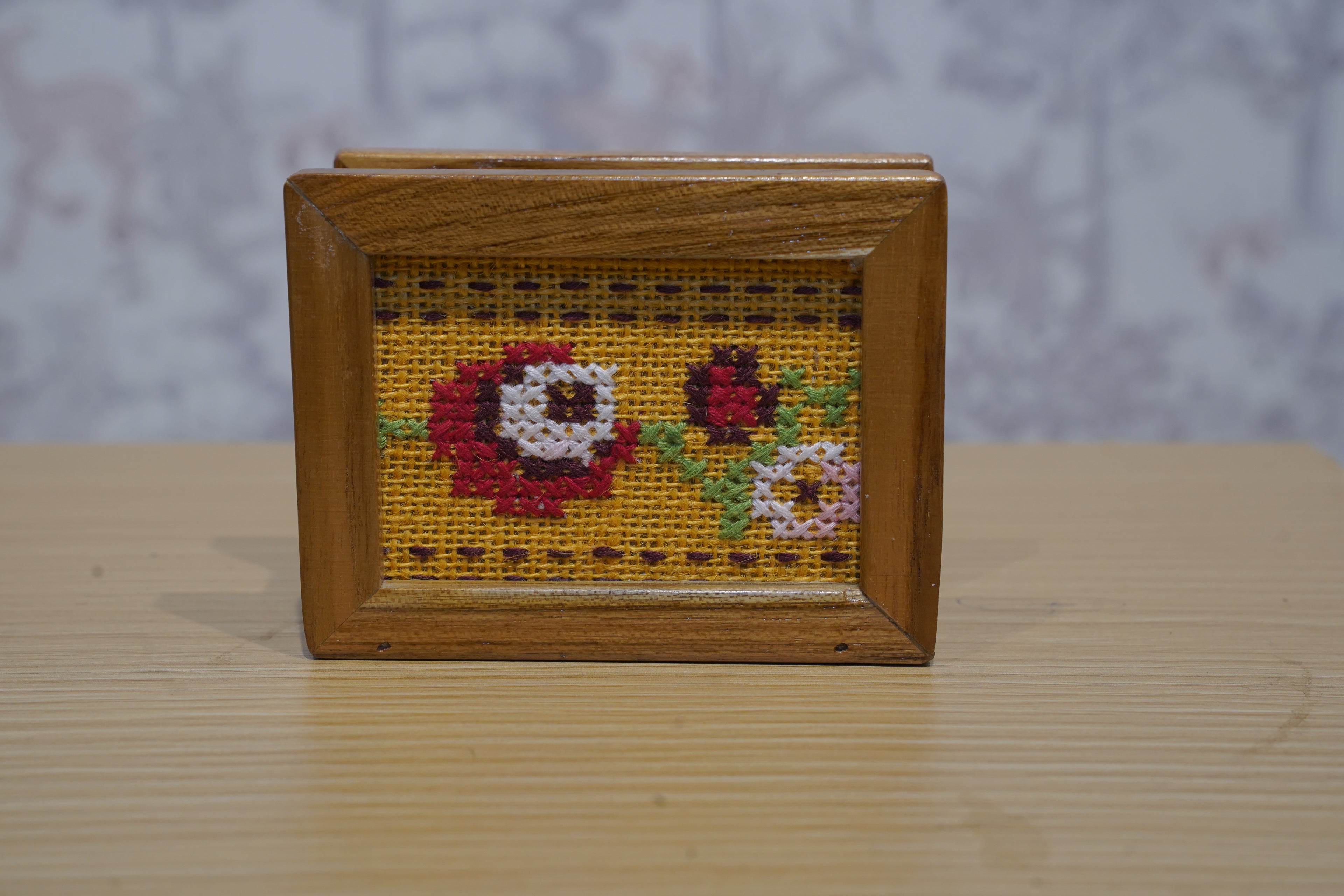 Yellow Tissue holder